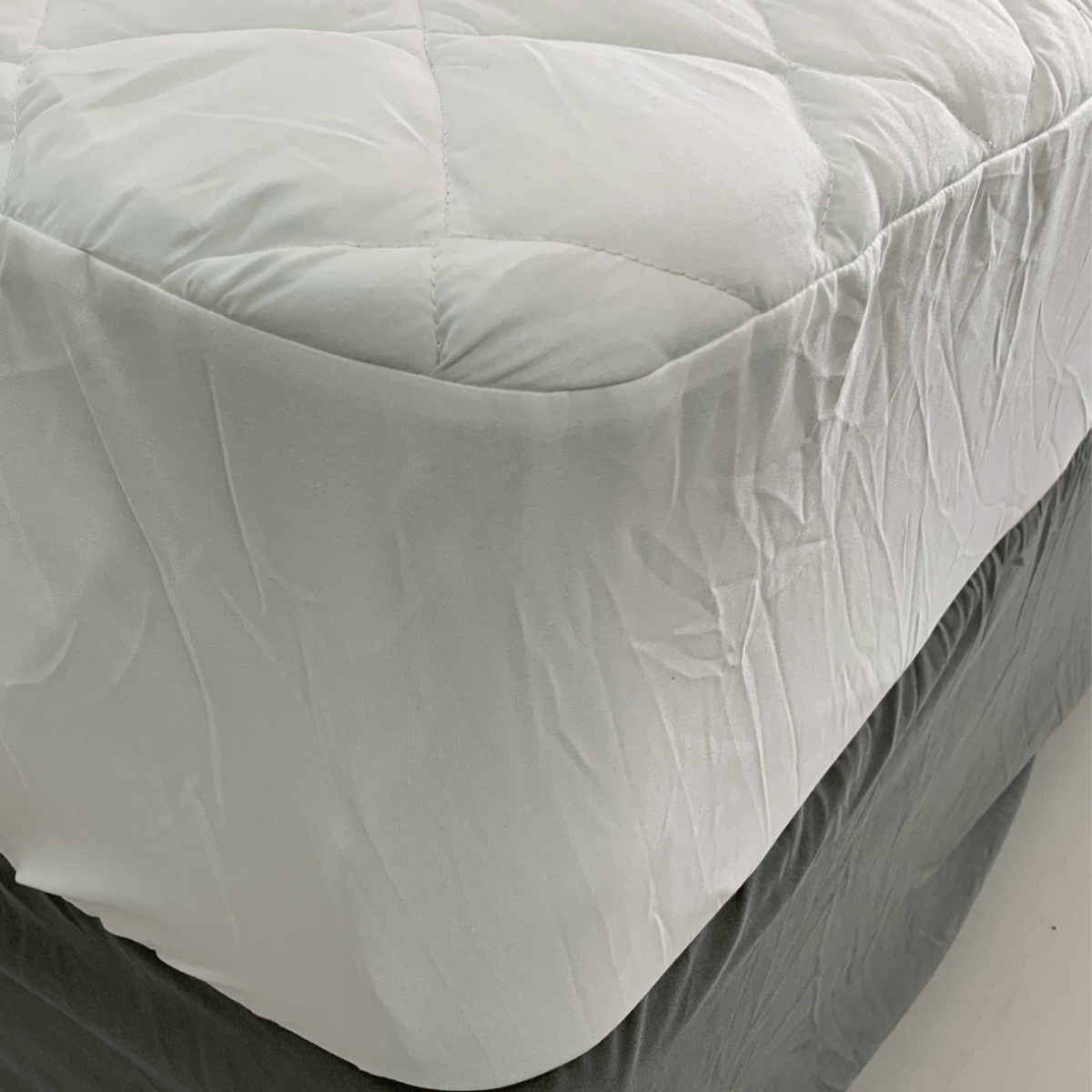 Mattress Protectors • 100% Polyester • Quilted • Box Stitch • Fitted - Image 2