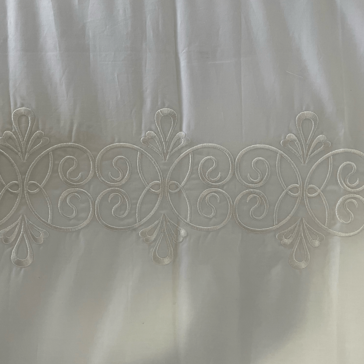 Duvet Cover • Embroidered • Elegance • 200T • 100% Cotton Percale • White - Image 4