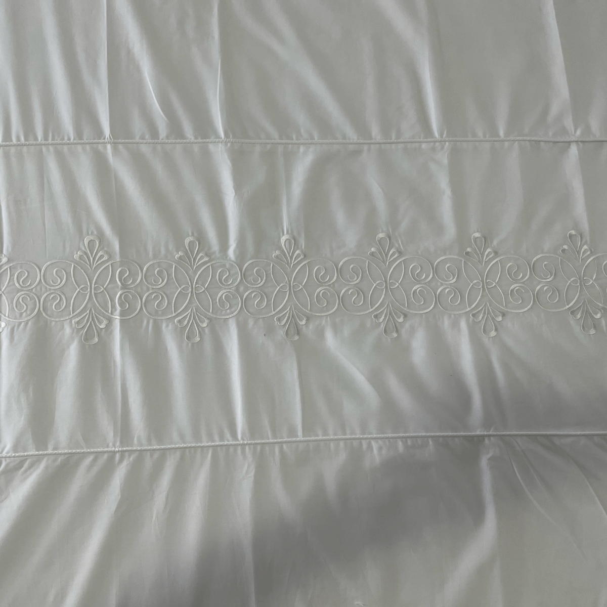 Duvet Cover • Embroidered • Elegance • 200T • 100% Cotton Percale • White - Image 2