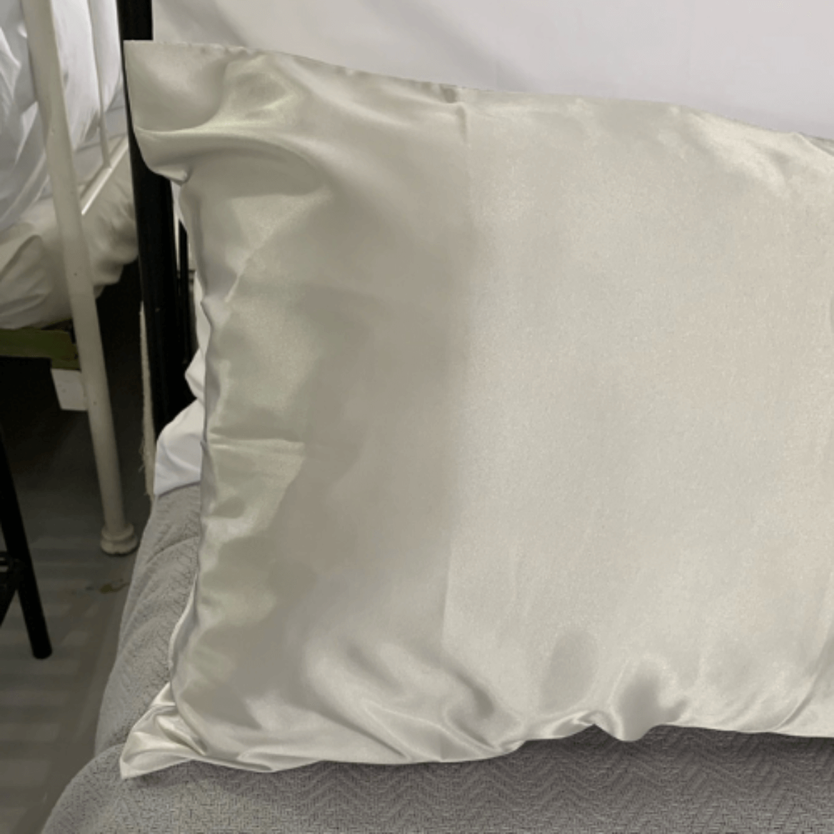 Pillowcase • 100% Satin - Image 5