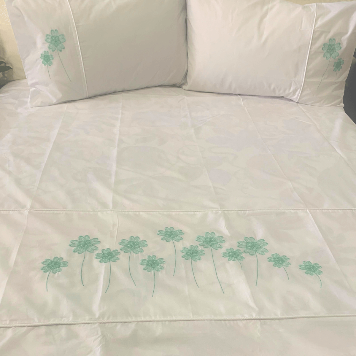 Duvet Cover • Embroidered • Small Daisy • 200T • 100% Cotton Percale • White - Image 6